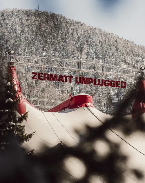 Zermatt Unplugged Mood Zelt Copyright Julius Hatt